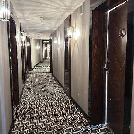 Prywatny 327 W Diune *