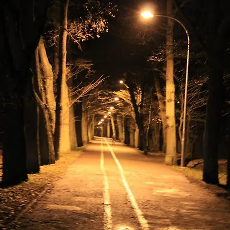 Prywatny 327 W Diune *