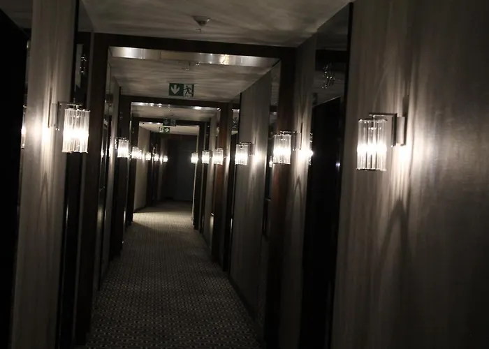 Prywatny 327 W Diune *